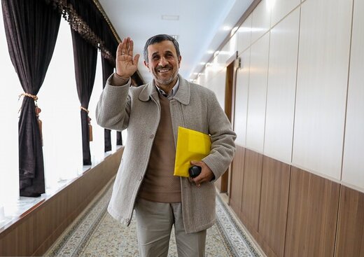 احمدی‌نژاد