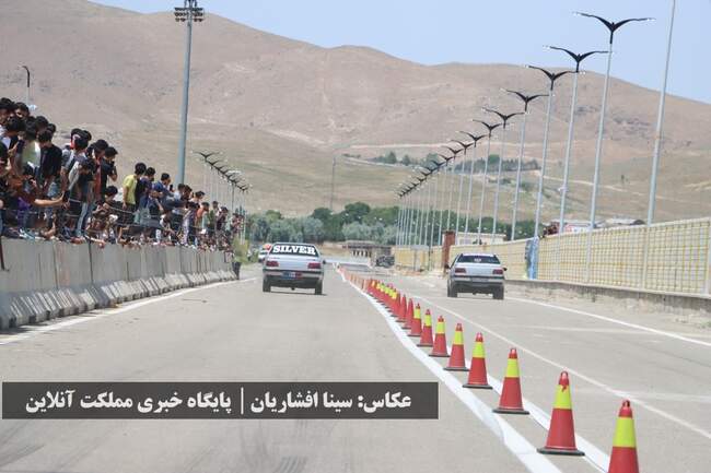 مسابقات اتومبیلرانی کشوری درگ در ارومیه برگزار شد