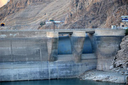 شایعات پرآبی سدهای تهران تکذیب شد