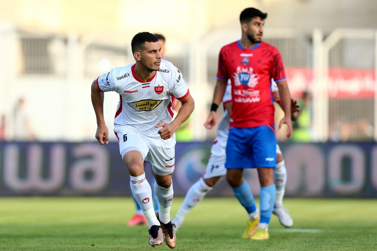 بازی پرسپولیس و نساجی و جشن قهرمانی سرخپوشان