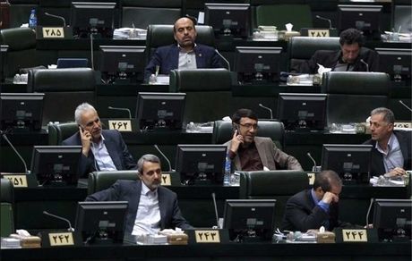 خبر خوش برای نهضتی ها؛ مجلس دولت را مکلف به برگزاری آزمون مجدد کرد
