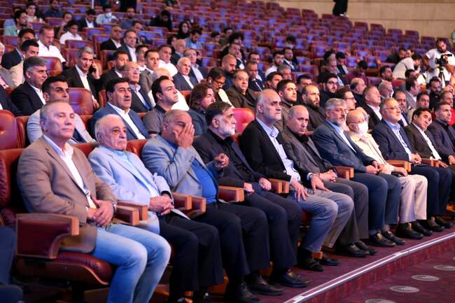 ناراحتی، عصبانیت و قهر مسئولین فیفا حاصل کار رونمایی چندساعته کاپ جا