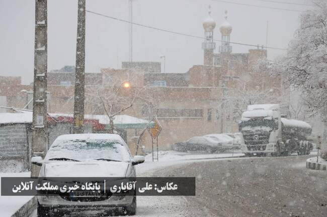 طراوت زمستانی ارومیه با اولین برف سال / تصاویر