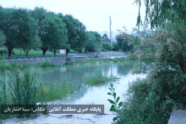 رودخانه‌ای به حال خود رهاشده در میان ارومیه