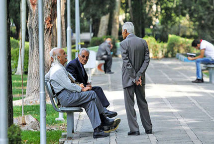  مرحله اول ارائه خدمت به بازنشستگان کشوری در دفاتر پیشخوان دولت آغاز شد