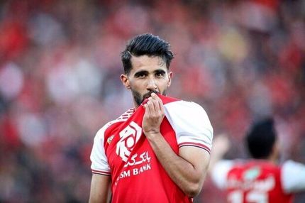 بازیکن مطرح پرسپولیس فعلا برای تمدید مذاکره نمی‌کند