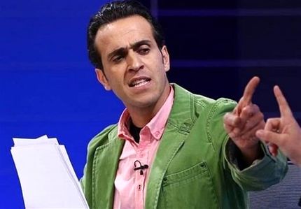 جدیدترین تصویر علی کریمی بعد از ترک ایران / خبرگزاری فارس: مراقب کریمی باشید