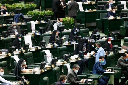 مبلغ ۵۵ میلیون تومان حداکثر پرداخت کارکنان کشوری و لشکری