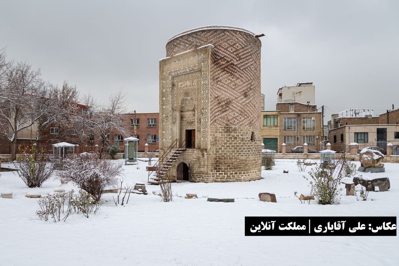 نیمه نخست زمستان ارومیه گذشت / برف و بافت تاریخی شهر در کنار بافت جدید