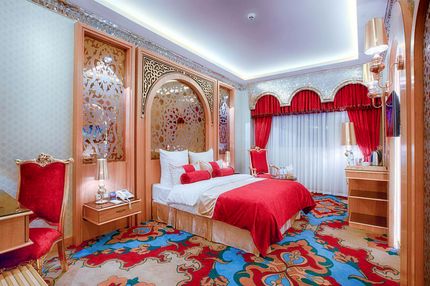 تخفیف ویژه در هتل‌های پایتخت مذهبی کشور به یک شرط