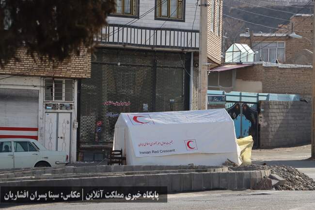 ادامه روزهای اسکان زلزله‌زدگان خوی در چادر