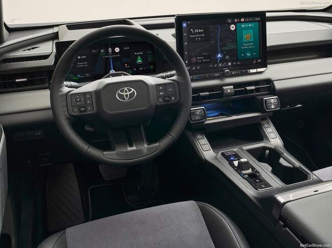 رونمایی تویوتا از نسل جدید RAV4 