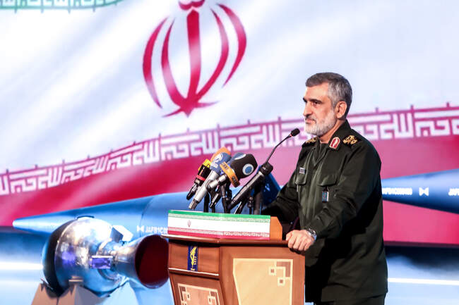 تصاویری از رونمایی موشک راهبردی هایپرسونیک فتاح