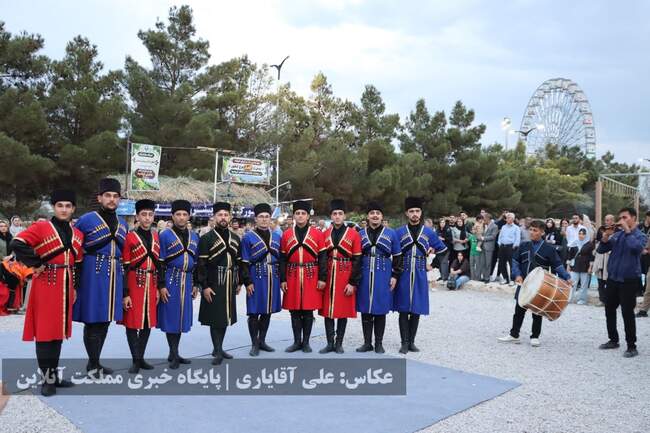 تصاویر | نهمین جشنواره انگور ارومیه 