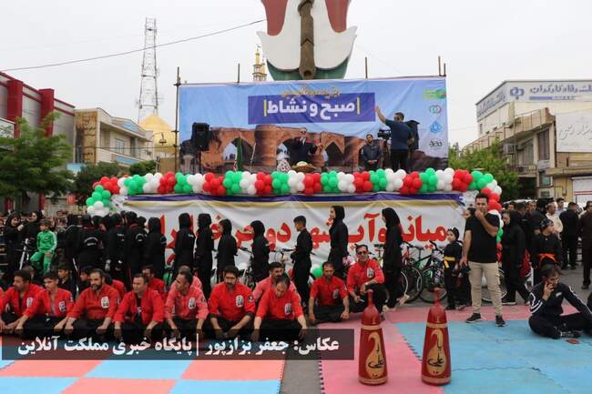 همایش پیاده‌روی خانوادگی و دوچرخه سواری در میاندوآب برگزار شد