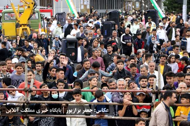 همایش پیاده‌روی خانوادگی و دوچرخه سواری در میاندوآب برگزار شد