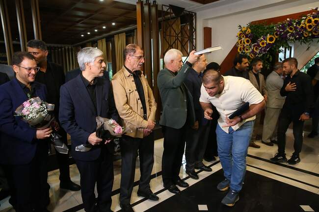 کاروان ورزشی ایران به المپیک ۲۰۲۴ پاریس بدرقه شدند