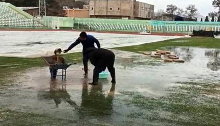 آبروریزی فوتبال ایران: برف‌روبی با فرغون و این حرفا! + ویدئو