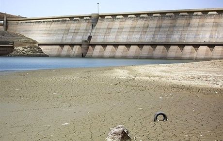 ادامه خشک شدن سدهای بزرگ کشور بدلیل بحران آب