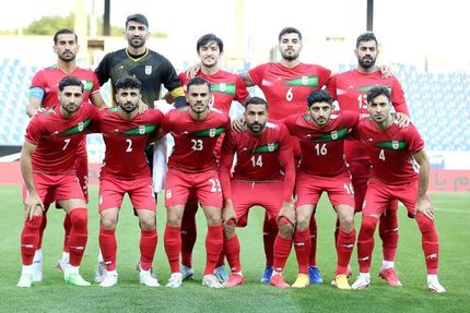 ایران مقابل انگلیس، قرمزپوش خواهدبود