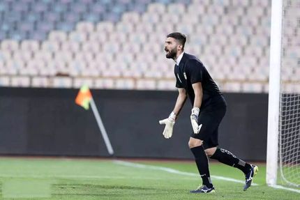 گلر استقلالی جدید ملوان نیامده جدا شد