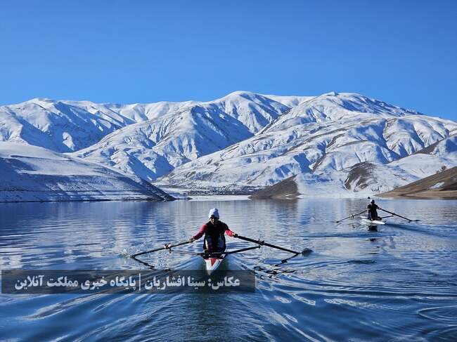 تلاش گرم پاروزنان تیم ملی روئینگ بانوان در سرمای ارومیه + تصاویر