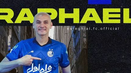 مدافع پیشین خارجی استقلال به جمع آبی‌ها بازگشت