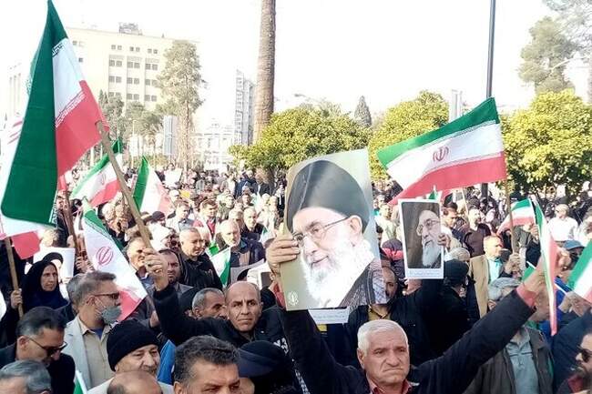 گزارش راهپیمایی سراسری مردم ایران در واکنش به اتفاقات اخیر + تصاویر