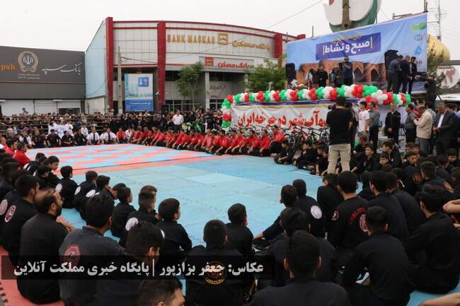 همایش پیاده‌روی خانوادگی و دوچرخه سواری در میاندوآب برگزار شد