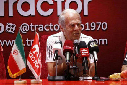 سرمربی تیم فوتبال تراکتور سازی در نشست خبری حاضر نشد