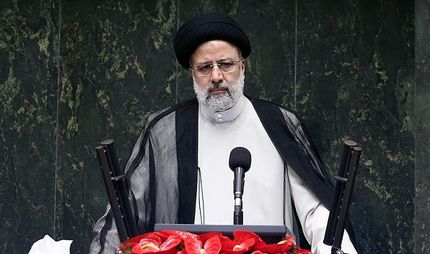 برای دفاع از وزیر پیشنهادی، رئیس جمهور وارد مجلس شد