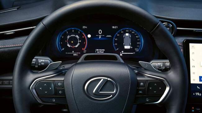 لکسوس LBX معرفی شد