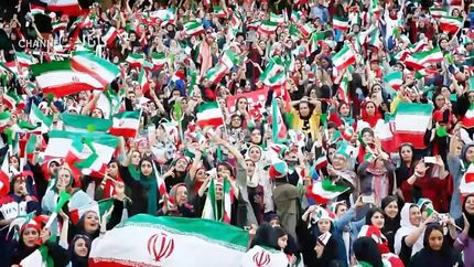 حضور زنان در ورزشگاه‌های فوتبال فقط در استادیوم آزادی!