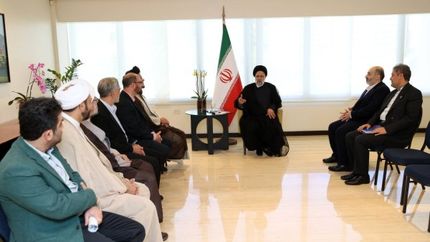 دیدار برخی اعضای تشکل‌های اسلامی و فرهنگی ونزوئلا با رئیس جمهور کشورمان