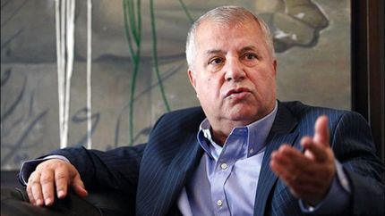 علی پروین: هیچ کسی را سفارش نکرده‌ام / بازیکن پولش را می‌گیرد، فحشش را من می‌خورم