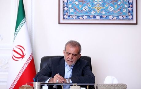 رئیس جمهور از تلاش و خدمات کادر درمان در زمان جنگ قدردانی کرد