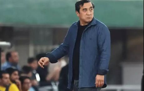 «خداداد عزیزی» در تراکتور ماند
