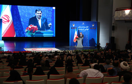 مخبر: باید تمام ارکان کشور به افزایش ازدواج و فرزندآوری و جوانی جمعیت توجه ویژه داشته باشند