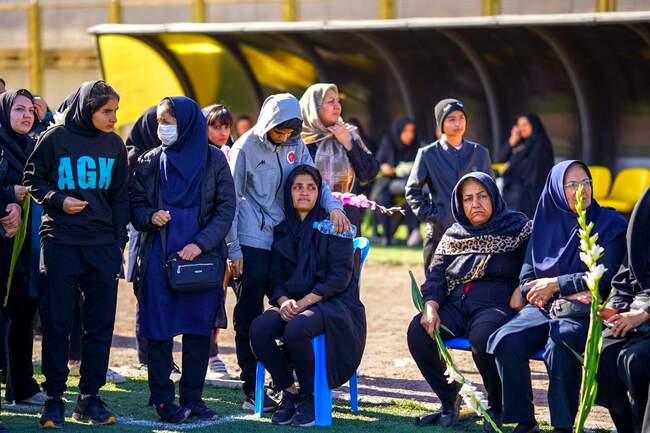 وداع ناراحت کننده از تشیع پیکر دختر ملی‌پوش فوتبال