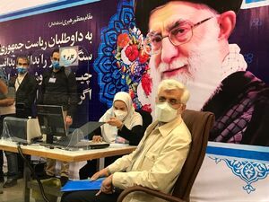 جلیلی: نامزدهای انتخاباتی باید برنامه های خود را در معرض آزمون مردم قرار دهند