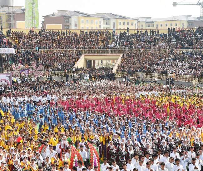 جشن نوروز در تاجیکستان با حضور رئیس جمهور این کشور برگزار شد