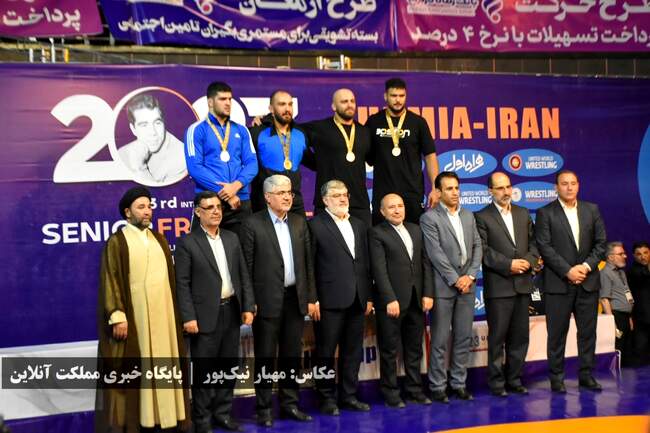 کشتی آزاد جام تختی در ارومیه از لنز دوربین