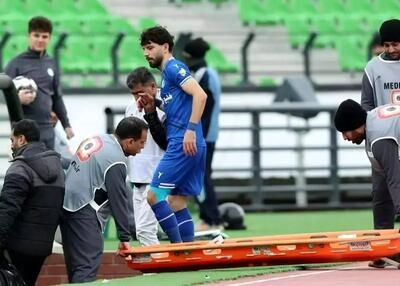به فاصله یک روز، ستاره‌های ازبکستانی استقلال و پرسپولیس در بازی مصدوم شدند